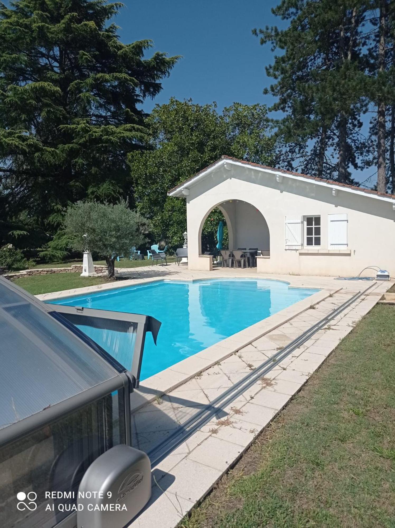 La Maison Basque Sainte-Livrade-sur-Lot エクステリア 写真